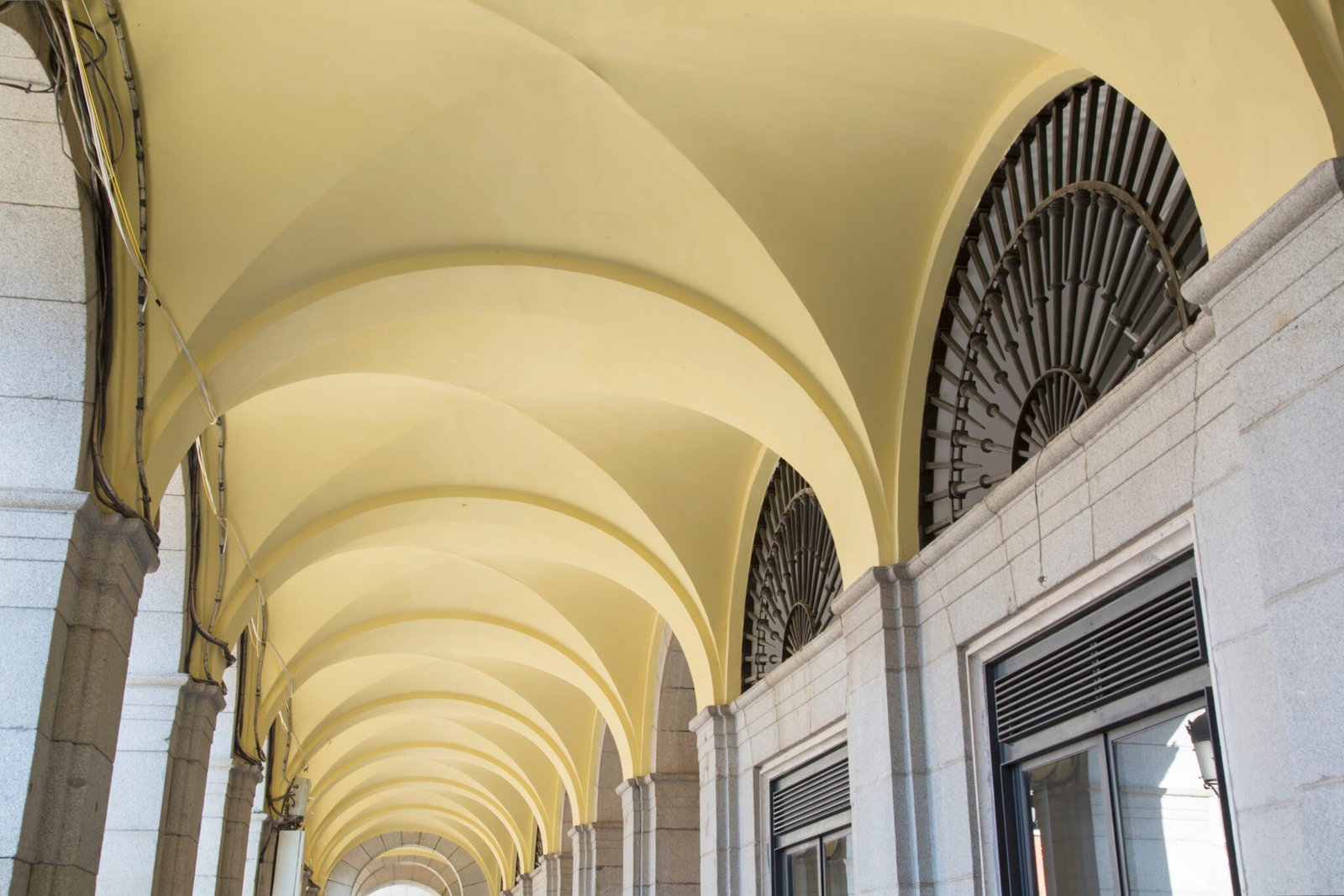 plaza-mayor-square-madrid-spain-2026-01-09-14-57-39-utc